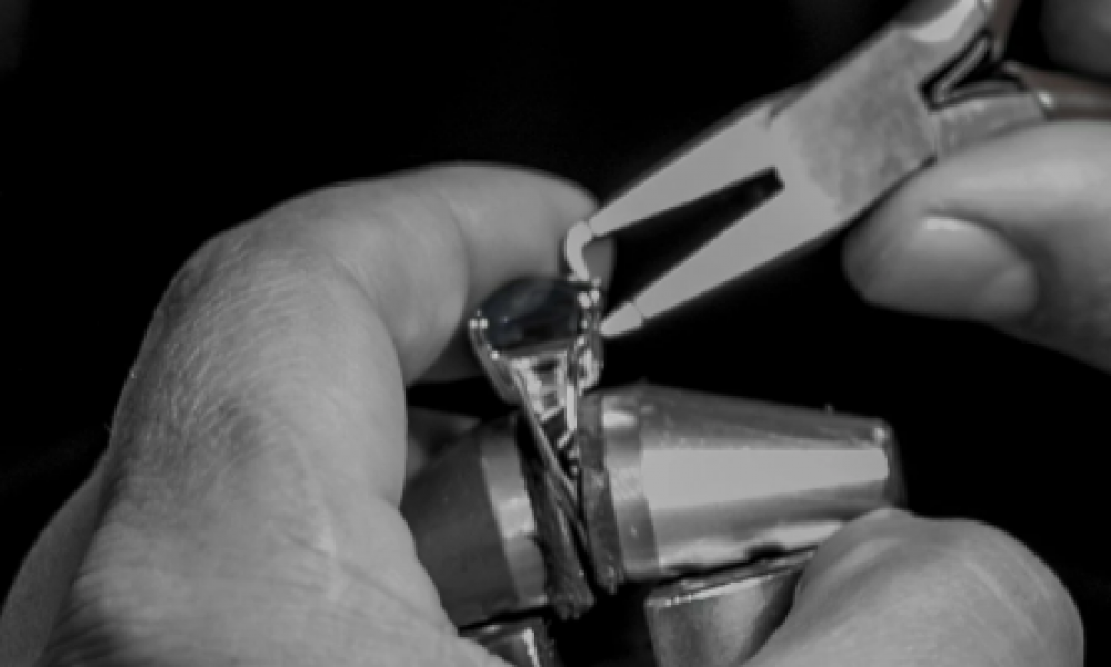 Joyería Bauer Expertos en Esmeraldas Desde 1893