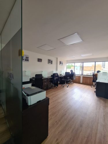 3. Oficina 308 (Vista 2)